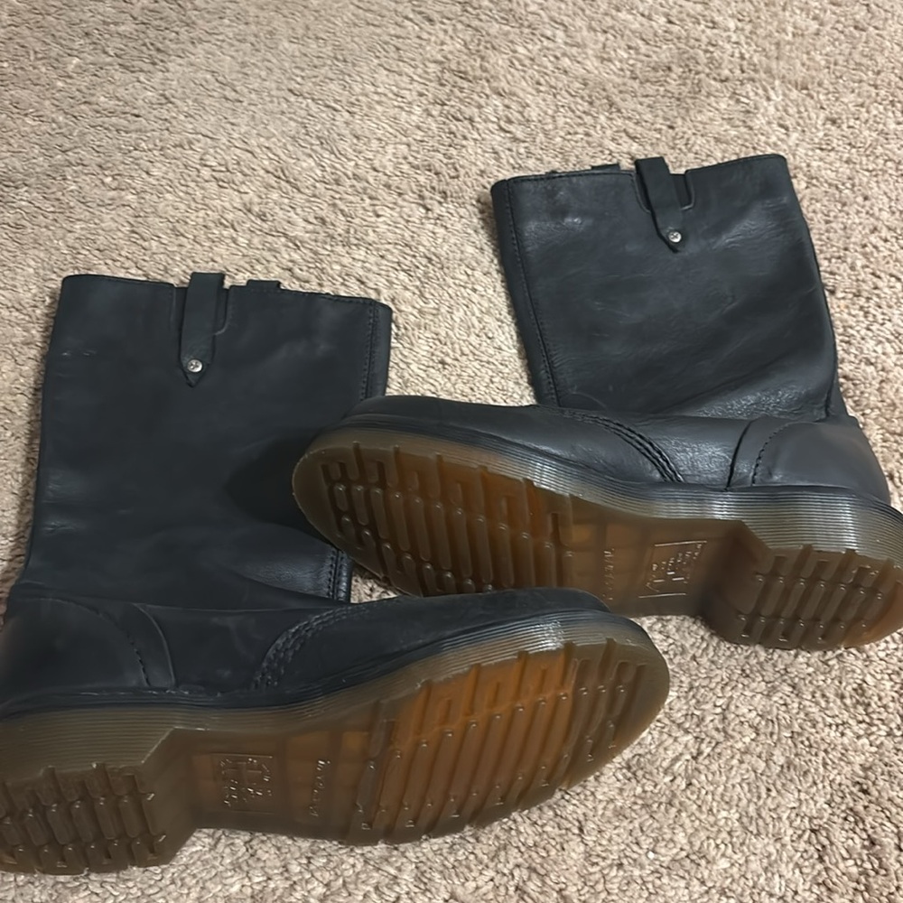 Boots - Picture 5 of 5